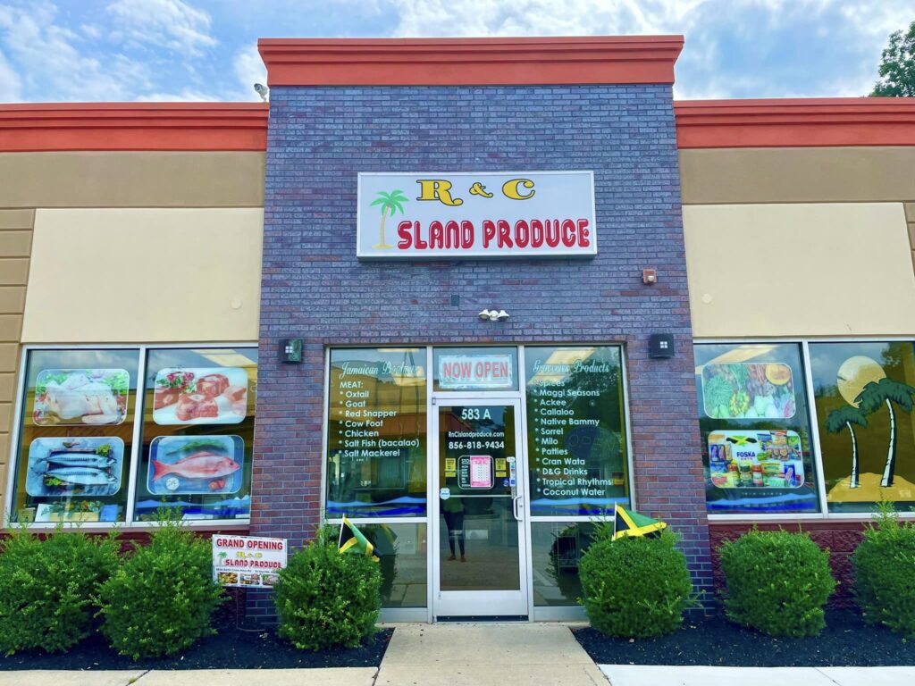 R & C Island Produce Storefront